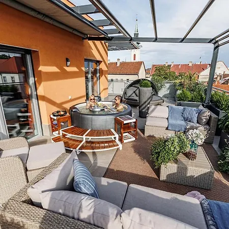 Buekk Penthouse, Panorama Jacuzzival Apartment Miskolc