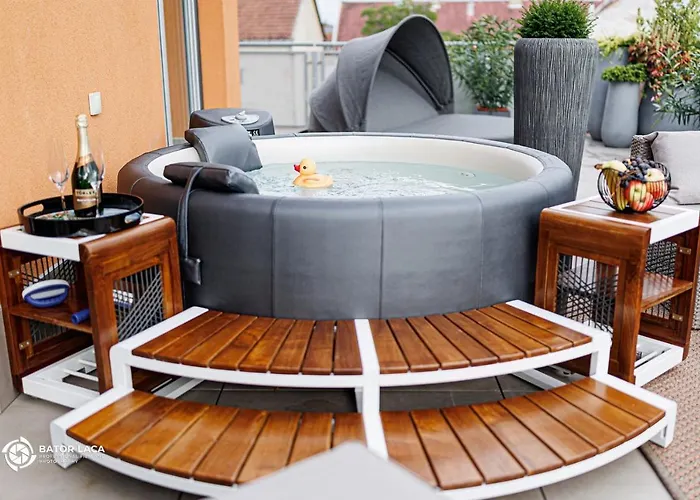 Buekk Penthouse, Panorama Jacuzzival * Miskolc