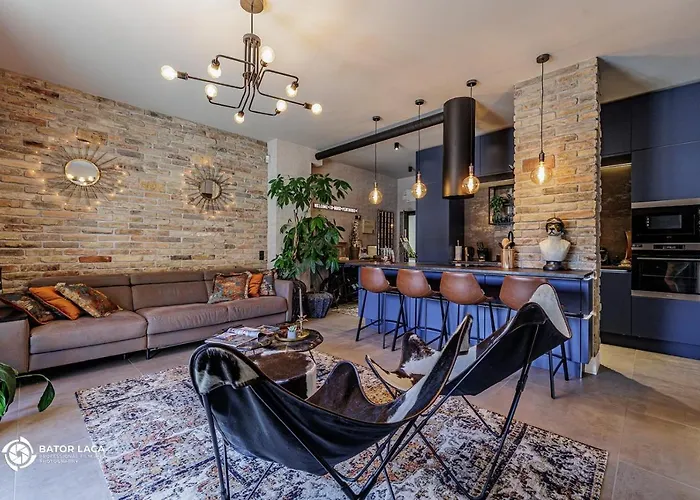 Buekk Penthouse, Panorama Jacuzzival 公寓 米什科尔茨